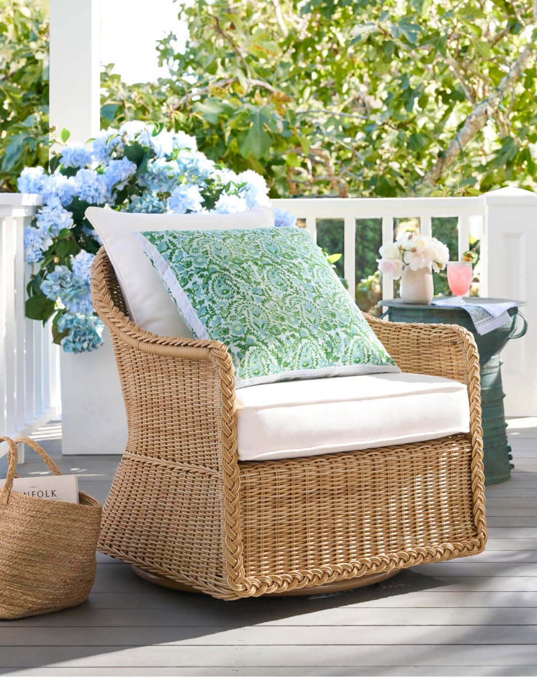 The Summer Lookbook | Pottery Barn