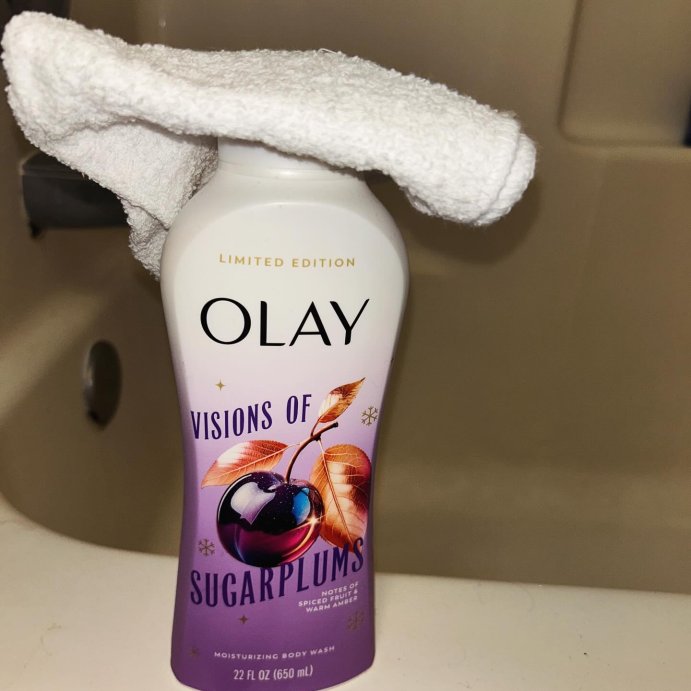 user image by @kimberlito__, Olay Limited Edition Holiday Body Wash - Sugarplum - 22 fl oz