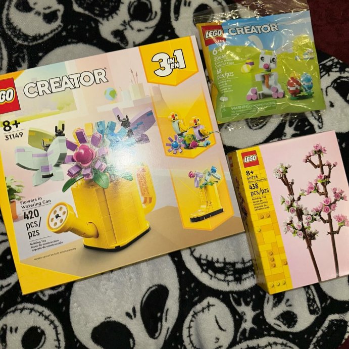 user image by @cozywithkeeks, LEGO Creator 3 in 1 Flowers in Watering Can Building Toy 31149