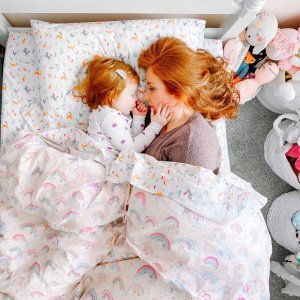 Taie D'oreiller Et Housse De Couette Pottery Barn Enfant - Nuages Et Arcs-en-ciel Rose - Taille Queen