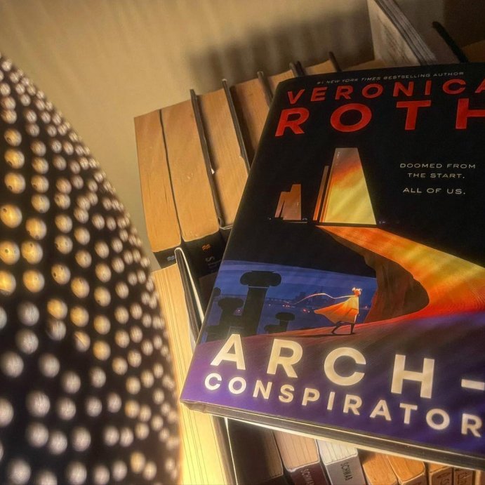 user image by @sarrosereads, Arch-Conspirator - by  Veronica Roth (Hardcover)