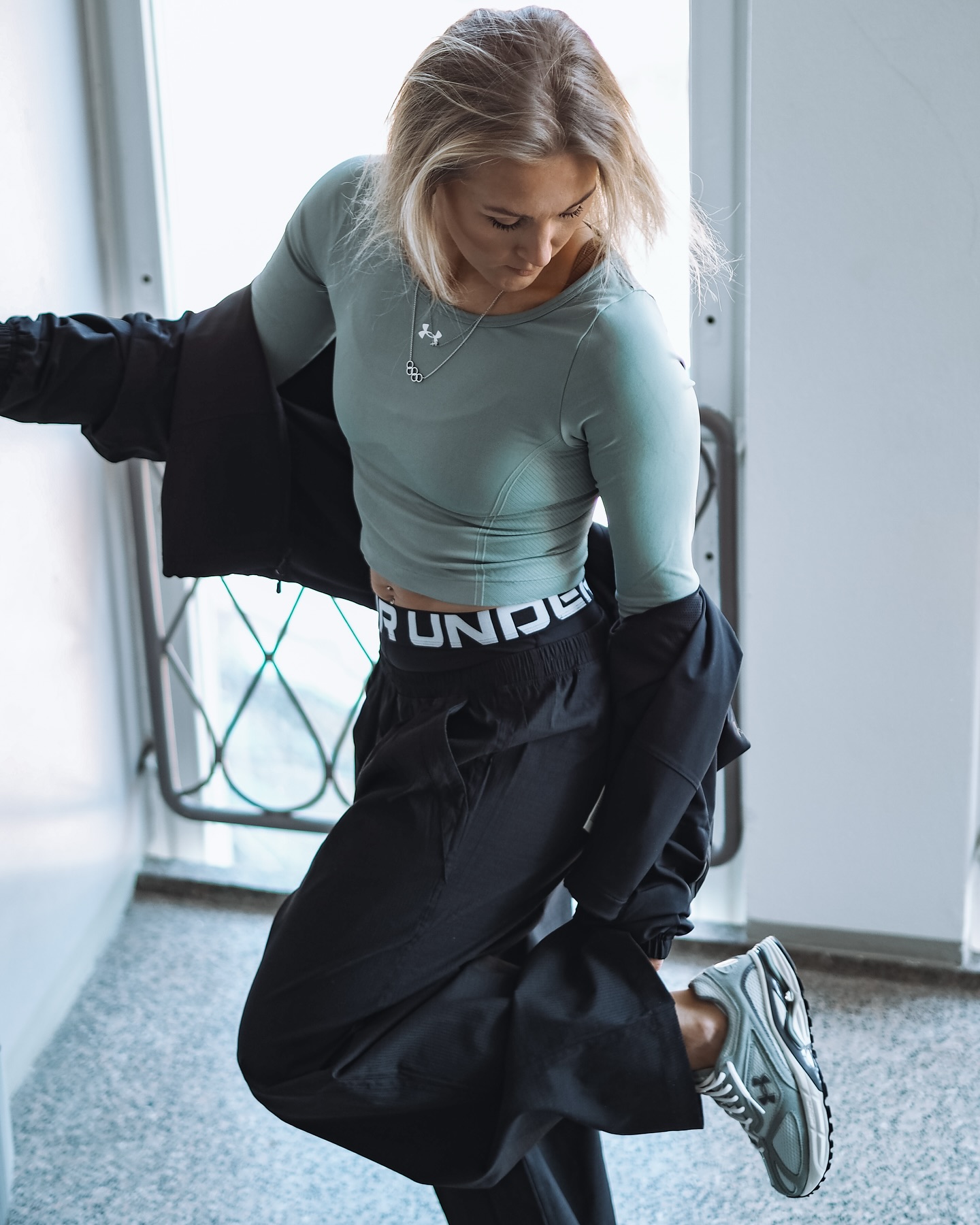 UA Unstoppable Woven Women's Parachute Pants | Under Armour