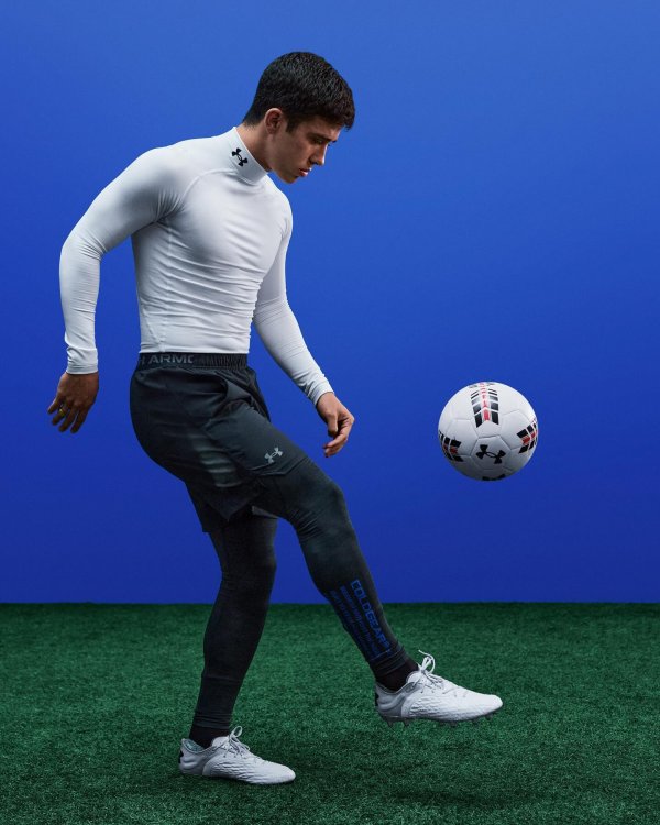 COLD GEAR ARMOUR MOCK - SoccerWorld - SoccerWorld