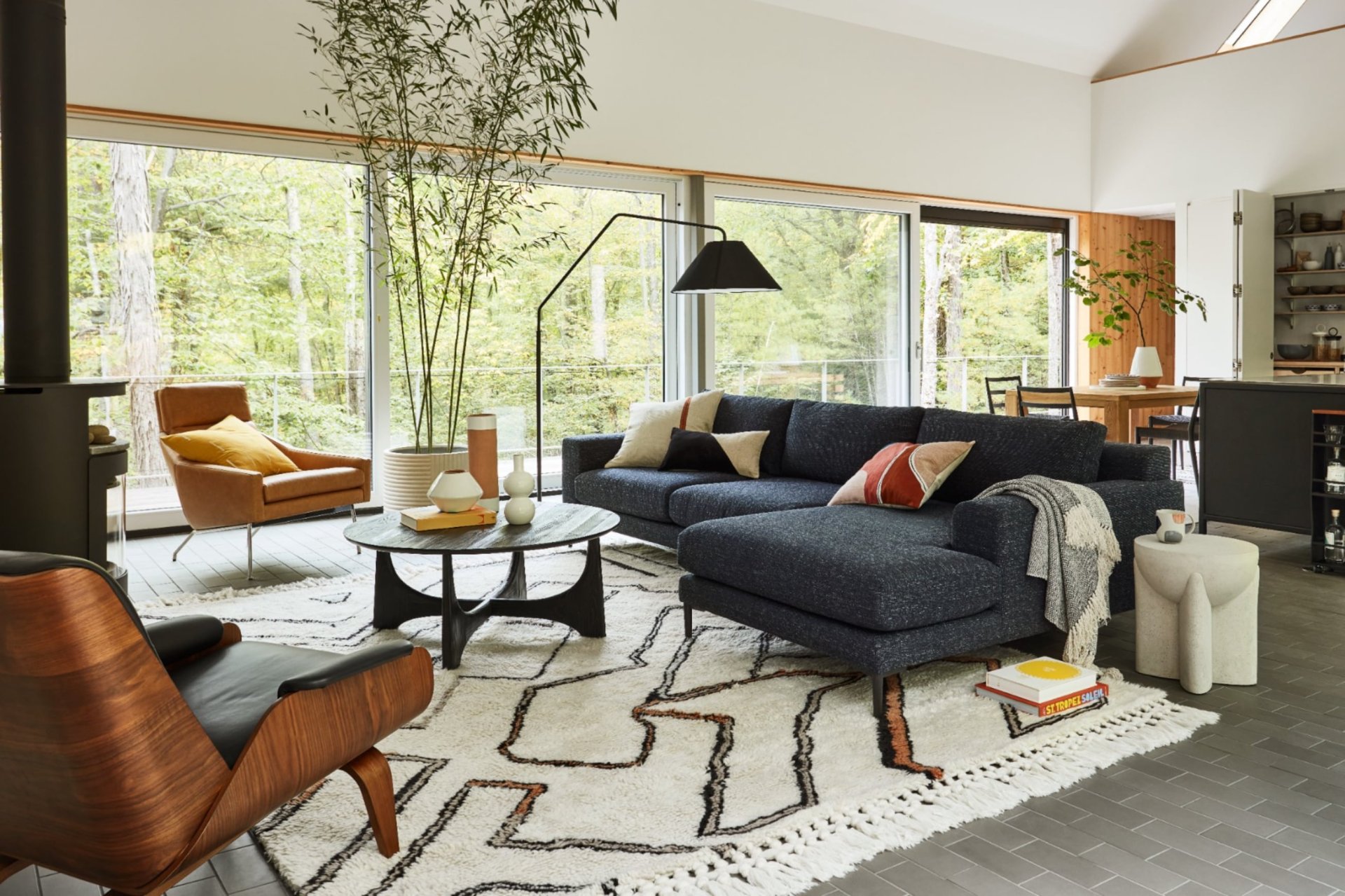 House Tour: Modern Family Cabin