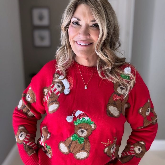 user image by @michmickstyle, Women's Teddy Bear Print Festive Graphic Sweater - Red