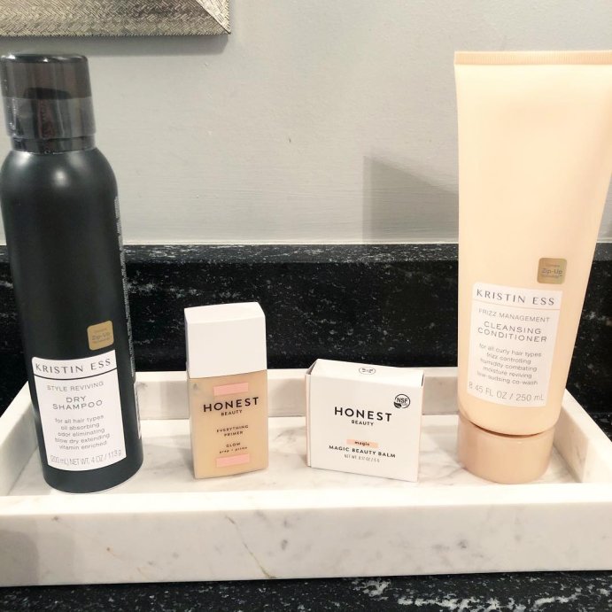 user image by @jambeauty89, Kristin Ess Style Reviving Dry Shampoo with Vitamin C for Oily Hair
