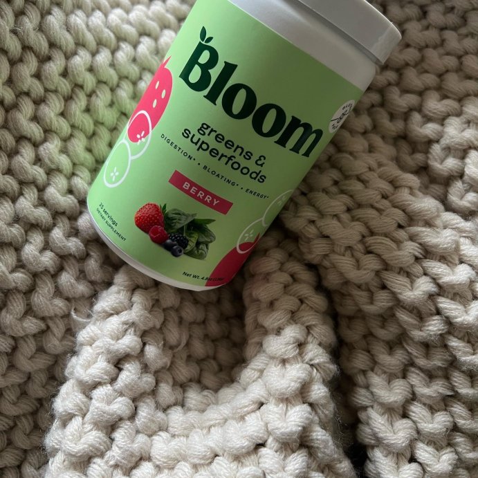 user image by @danielle_johnsonoleksiak, BLOOM NUTRITION Greens and Superfoods Powder - Berry
