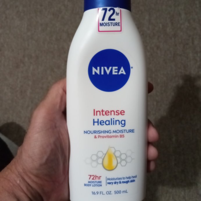 user image by Donald Tenn , NIVEA Intense Healing Body Lotion for Dry Skin Scented