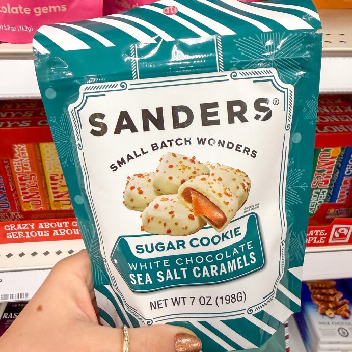 user image by @targettakesmypaycheck, Sander&#39;s White Chocolate Sugar Cookie Sea Salt Caramel Christmas Chocolate - 7oz