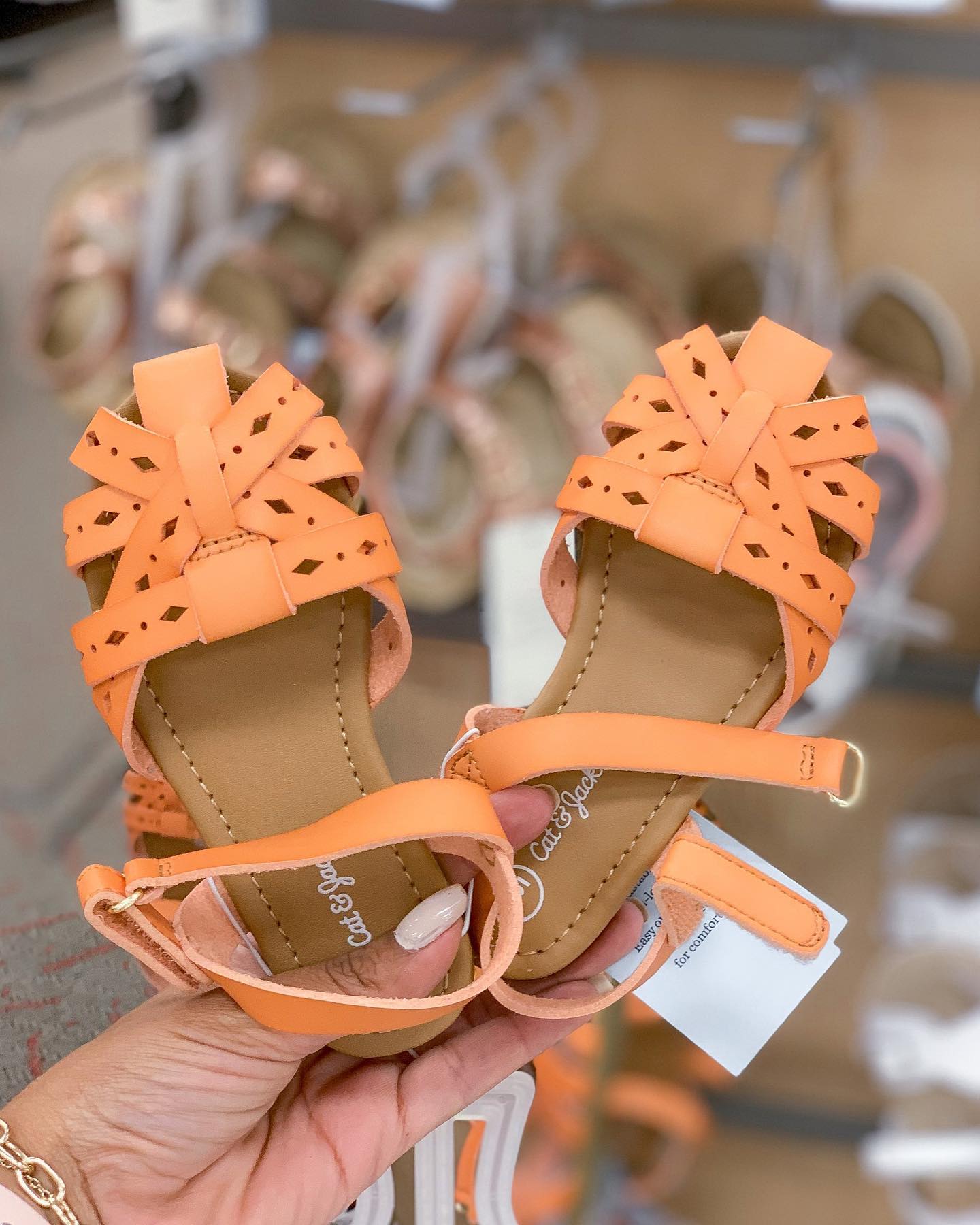 Elysia discount huarache sandals