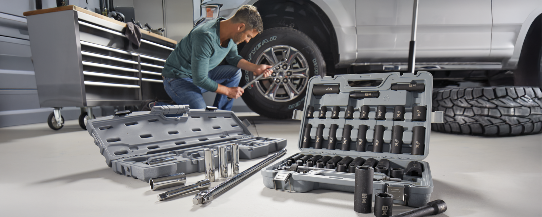 Shop Trousse pour changement de pneus MAXIMUM, paq. 9, Douilles à choc de qualité professionnelle 1/2 po  and more