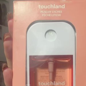 &rsquo;s mediaimport video of Touchland Power Essence Hydrating Body & Hair Fragrance Mist Peachy Lychee,Touchland Power Mist Hydrating Hand Sanitiser Beach Coco,Touchland Hand Mist Case Jet Black