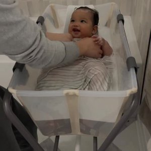 折りたたみ式ベビーバス | ストッケ フレキシバス | Stokke