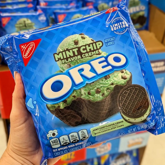 user image by @dncsnacksterz, Oreo Mint Chocolate Chip Limited Edition Cookies - 10.68oz