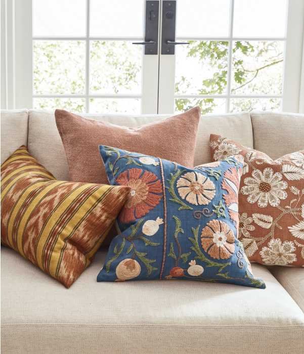 Pottery barn 2024 clearance pillows