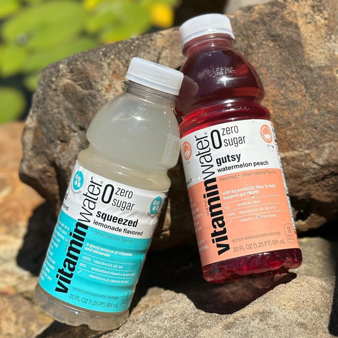 user image by @productreviewsqueen, vitaminwater zero squeezed lemonade - 20 fl oz Bottle