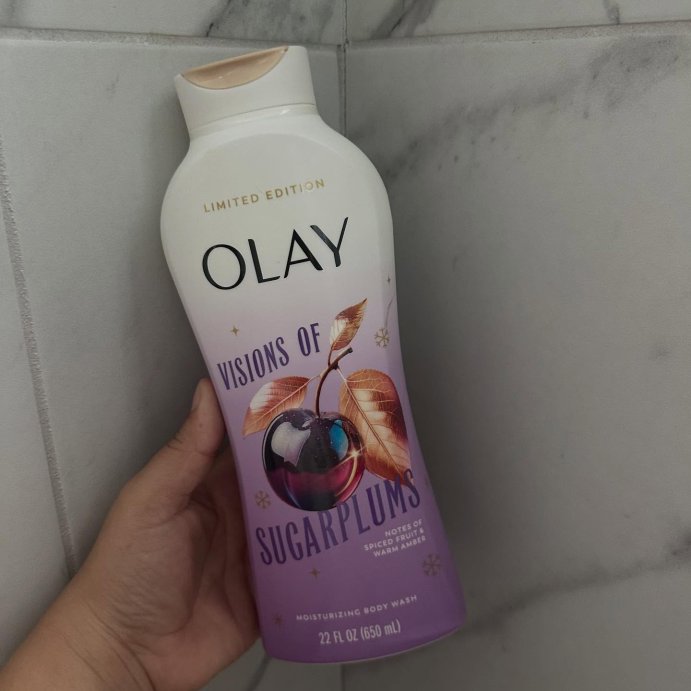 user image by @verosmile_, Olay Limited Edition Holiday Body Wash - Sugarplum - 22 fl oz