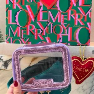 @spacenks {1} {2} av {3}