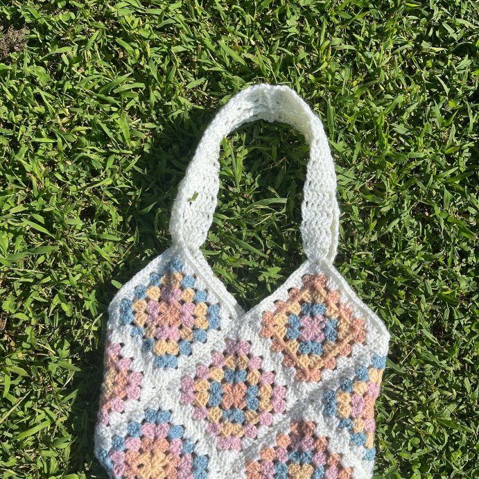 user image by @pig_zig, DIY Crochet Tote Bag Kit - Mondo Llama&#8482;: Craft Activity Kit with Yarn &#38; Tools for Crochet Bag Ideas