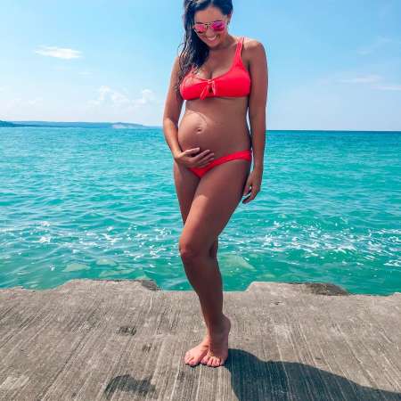 instagram post by hellohollyrenee