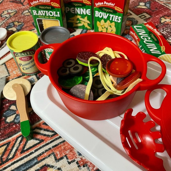 user image by @eibmozffej, Melissa &#38; Doug Prepare &#38; Serve Pasta Play Food Set