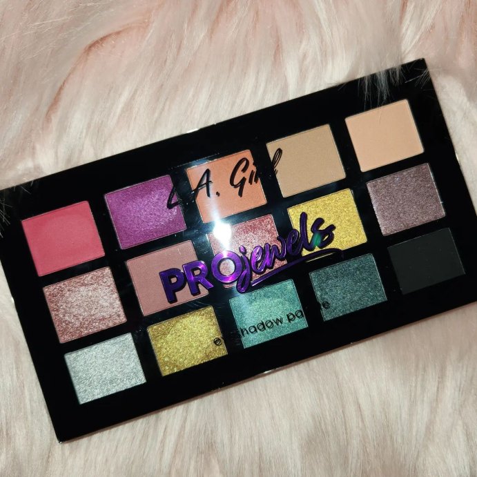user image by @makeupand_swatches, L.A. Girl Pro Eyeshadow Palette - 1oz
