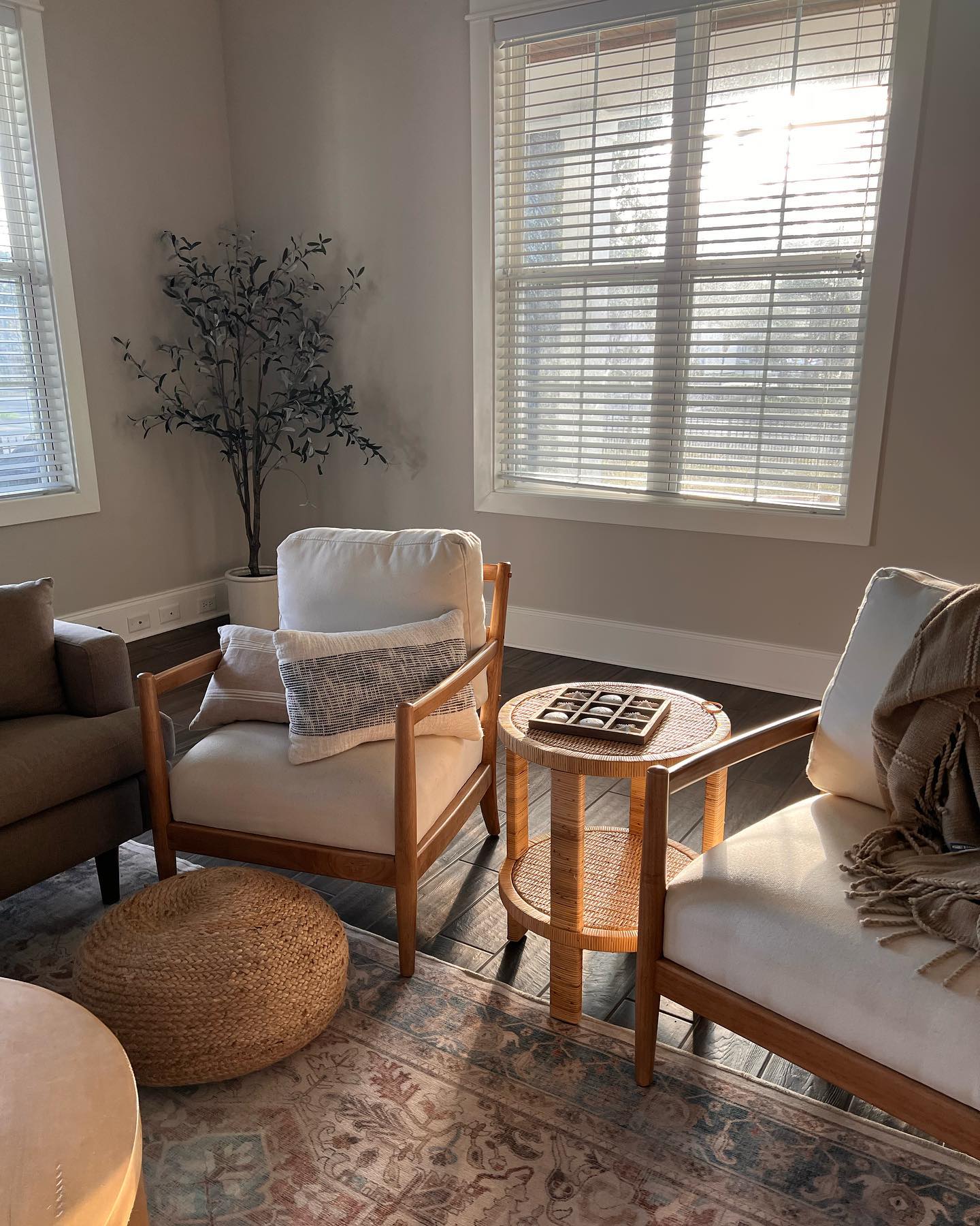 #TargetStyle : @coastal_escape_gpt : Target Finds