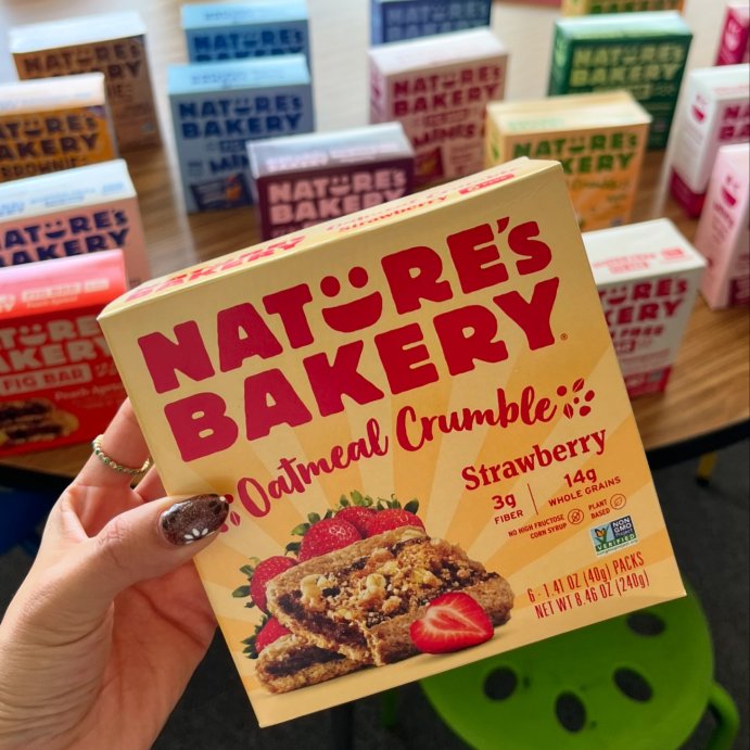 user image by @maestraontiveros, Nature&#39;s Bakery Strawberry Crumble Bar - 8.46oz/6ct
