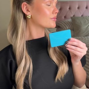 &rsquo;s mediaimport video of Westman Atelier Sun Tone Bronzing Cr&egrave;me