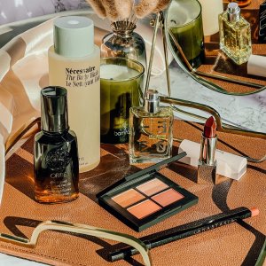 @spacenk&rsquo;s instagram photo of Oribe Gold Lust Nourishing Hair Oil,N&eacute;cessaire The Body Wash Eucalyptus,Bamford Flora Wisteria Scented Candle,Anastasia Beverly Hills Lip Liner,Rare Beauty Kind Words Lipstick