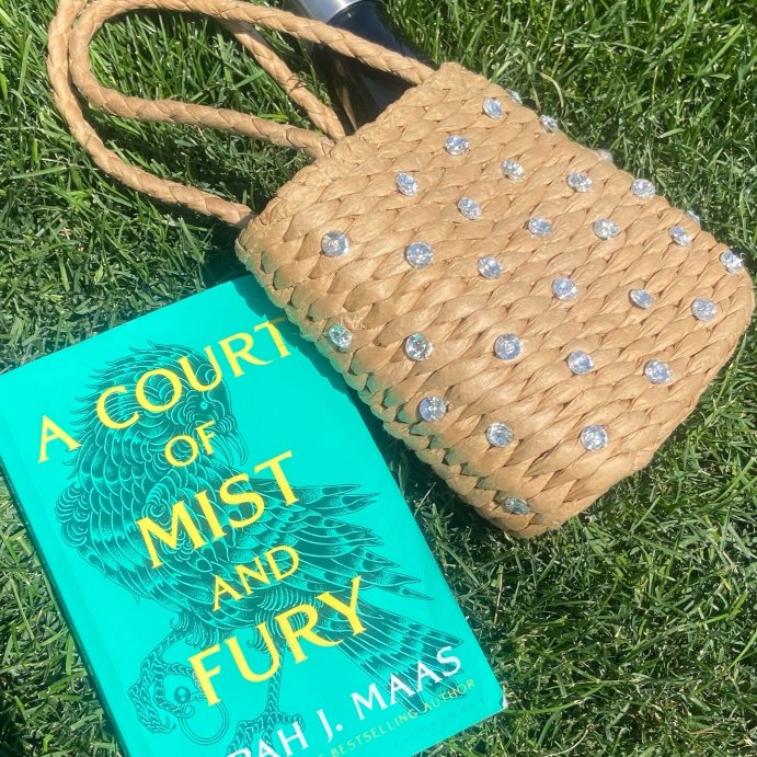 user image by @kristaxalana, A Court of Mist and Fury - (Court of Thorns and Roses) by Sarah J Maas
