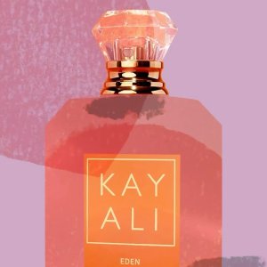 @spacenk&rsquo;s instagram video of Kayali Eden Sweet Peach,Kayali Eden Plush Pear