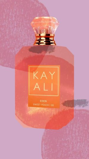 @spacenk&rsquo;s instagram video of Kayali Eden Sweet Peach,Kayali Eden Plush Pear