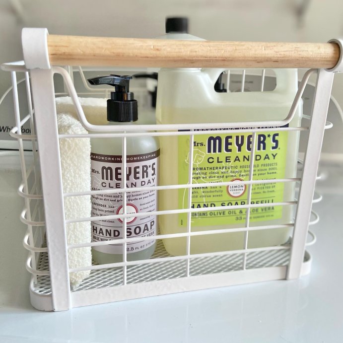 user image by @happyhydrangeahome, Mrs. Meyer's Clean Day Lavender Liquid Hand Soap