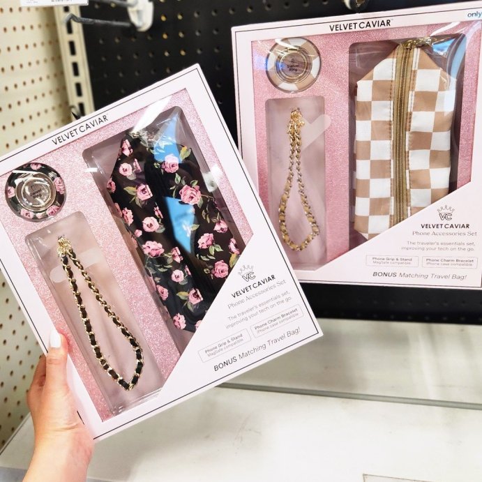 user image by @ohtarget, VELVET CAVIAR Phone Accessories Set