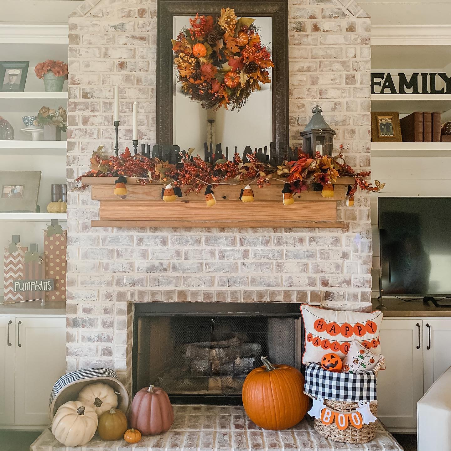 Halloween harvest mantel Instagram Post