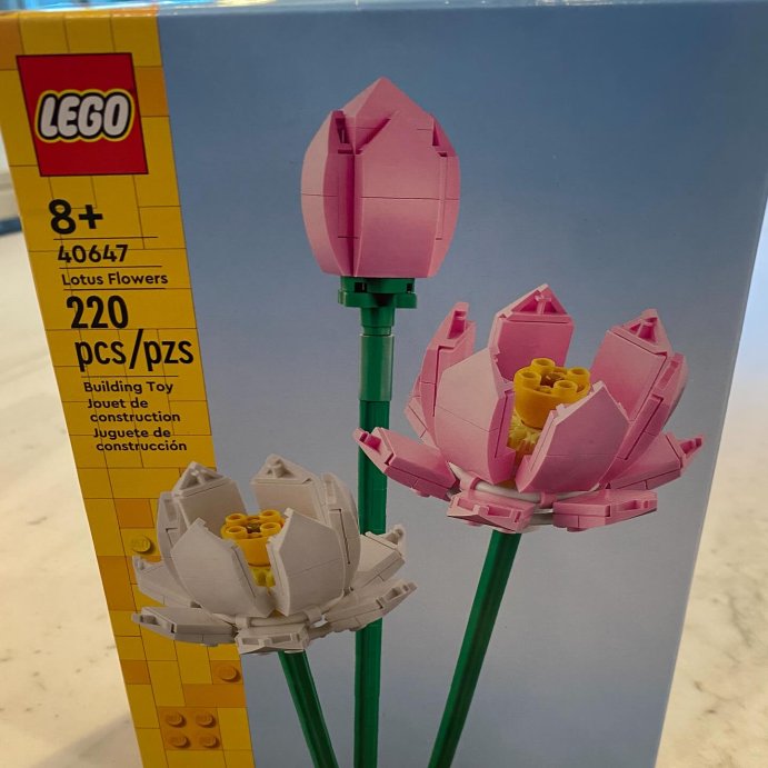 user image by @drue.drops, LEGO Lotus Flowers Building Toy Set 40647