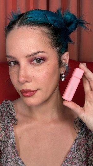 @spacenk’s instagram video of About Face Bronzer,About Face Smokesticks,About Face Blush Rush,About Face The Performer