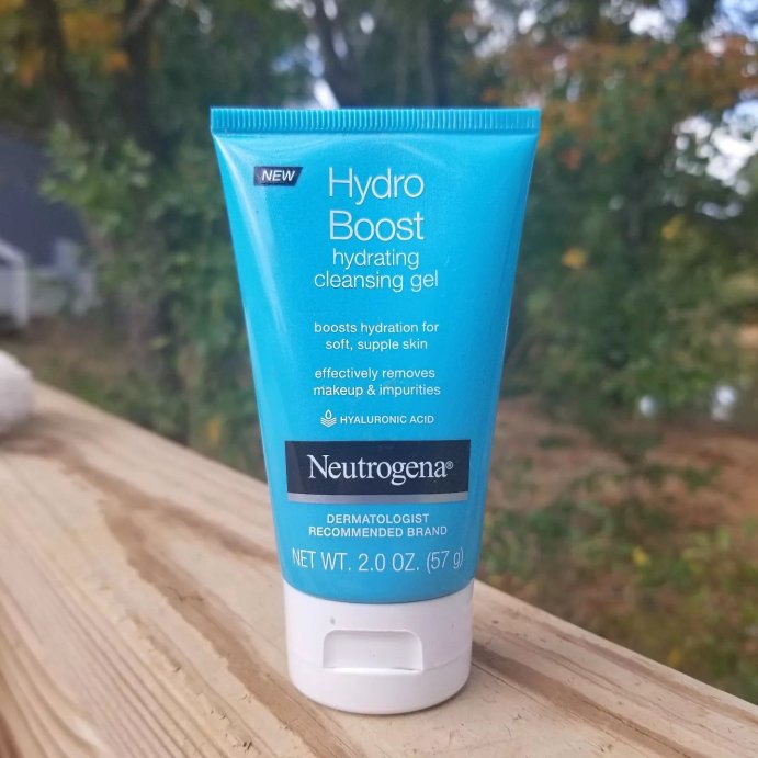 user image by @ugcbycate, Neutrogena Hydro Boost Lightweight Hydrating Facial Gel Cleanser with Hyaluronic Acid