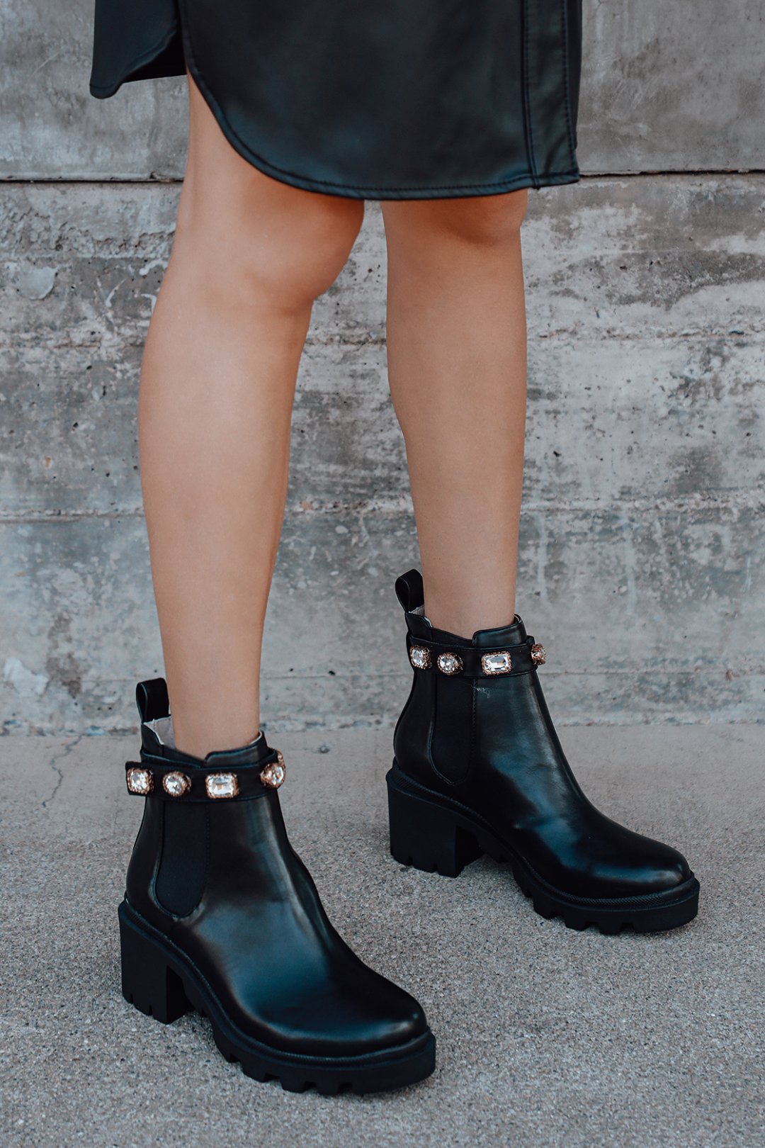 Ankle boots with studs and clearance buckles