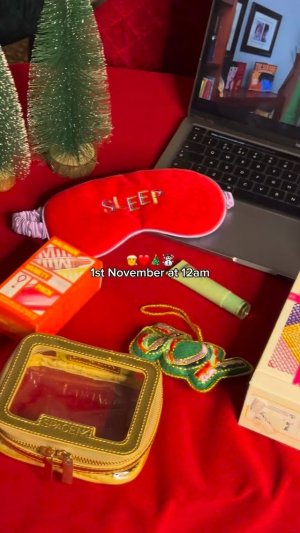 @spacenk’s instagram video of Space NK Eye Sleeping Mask,Milk Makeup Balmade Variety Pack,Sol de Janeiro Spritz the Season,Space NK Joy Embellished Decoration