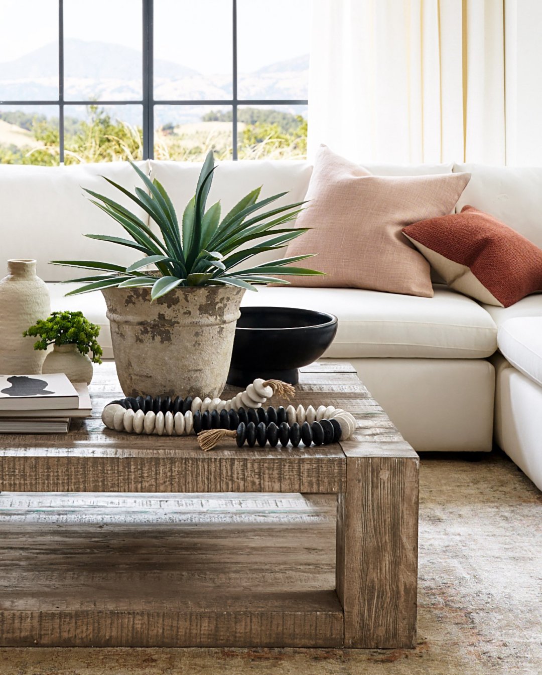 The Summer Lookbook | Pottery Barn