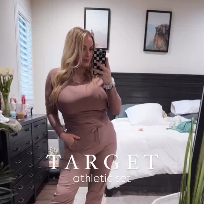user image by @mrs.crystalrios, Women's Active Light Mid-Rise Cargo Joggers - All In Motion™