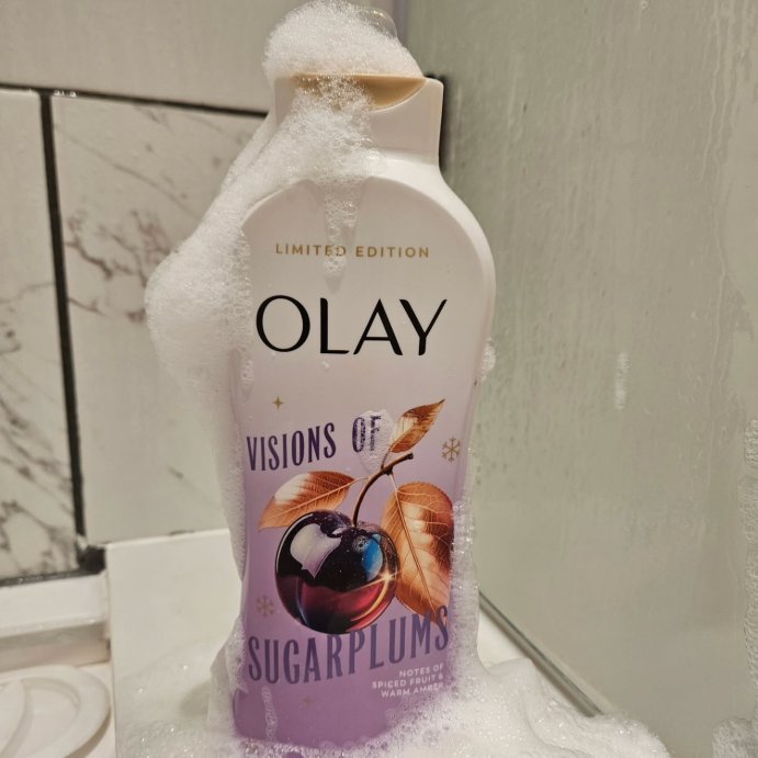 user image by @ashthesweetheart, Olay Limited Edition Holiday Body Wash - Sugarplum - 22 fl oz