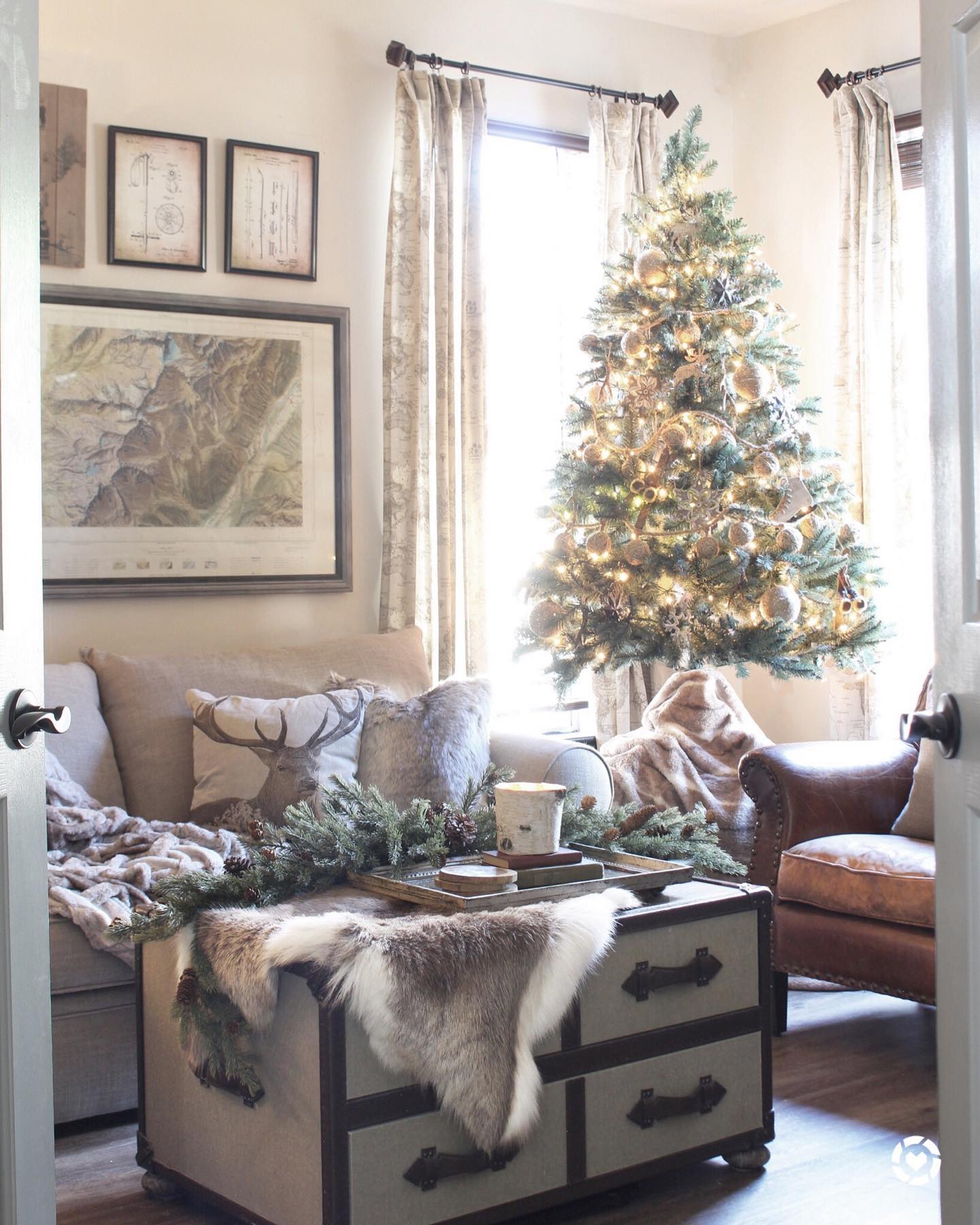 Cozy rustic holiday Instagram Post
