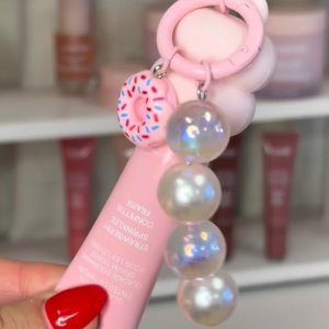 @spacenks {1} {2} av {3}