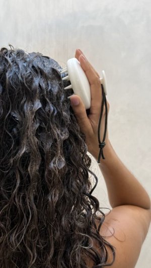 @spacenks {1} {2} av {3}