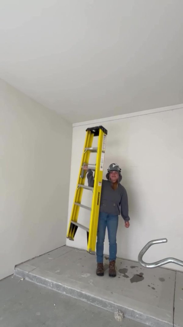 thatcaulkinggirl's instagram video of s_5680_a54a189ba0a76cba7afdd2c8e05481f11632f200ca1189c90e6⁠...