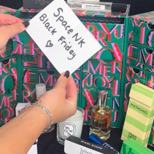 @spacenk’s instagram video of Space NK 12 Days of Fragrance Advent Calendar