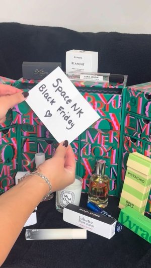 @spacenks {1} {2} av {3}